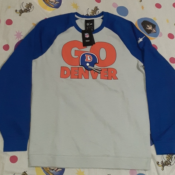 New Nike Denver Broncos Retro Helmet Logo Crewneck Sweatshirt - Picture 1 of 5